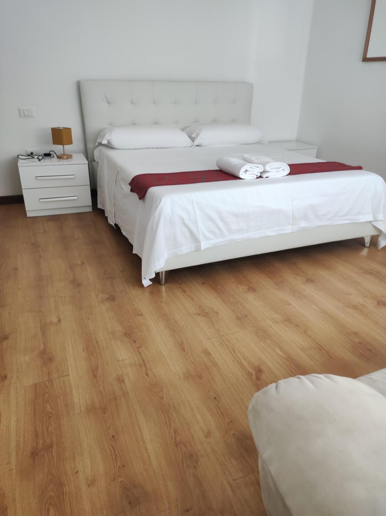 Abc Guest House ميستر المظهر الخارجي الصورة