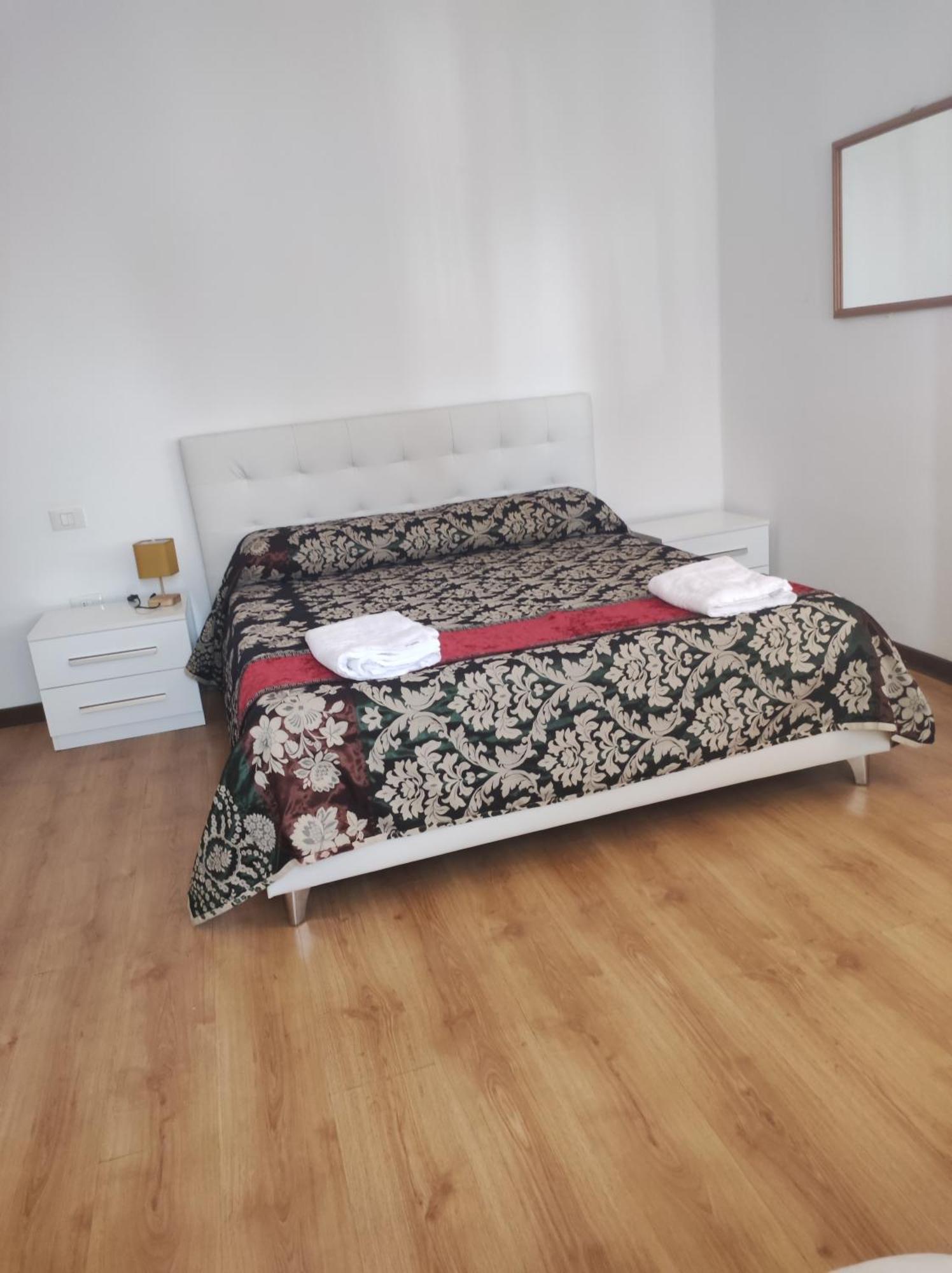 Abc Guest House ميستر المظهر الخارجي الصورة